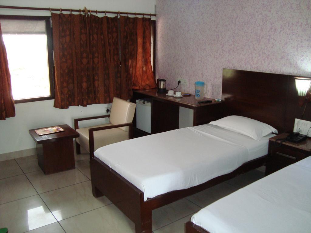 Hotel Dawat Palace Agra  Habitación foto