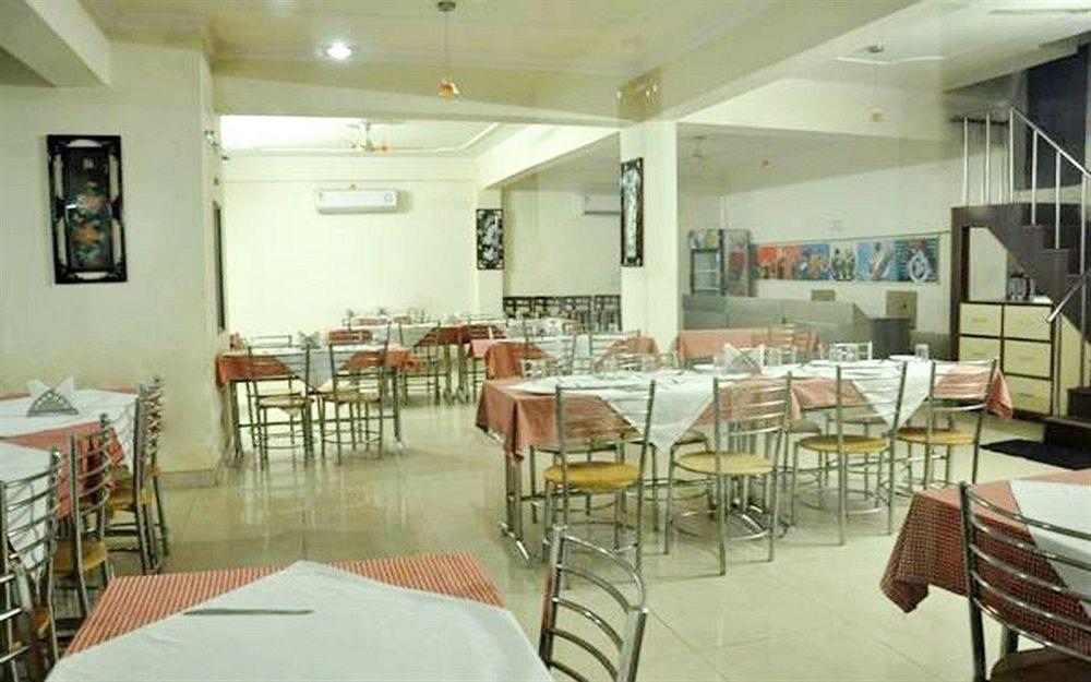Hotel Dawat Palace Agra  Exterior foto
